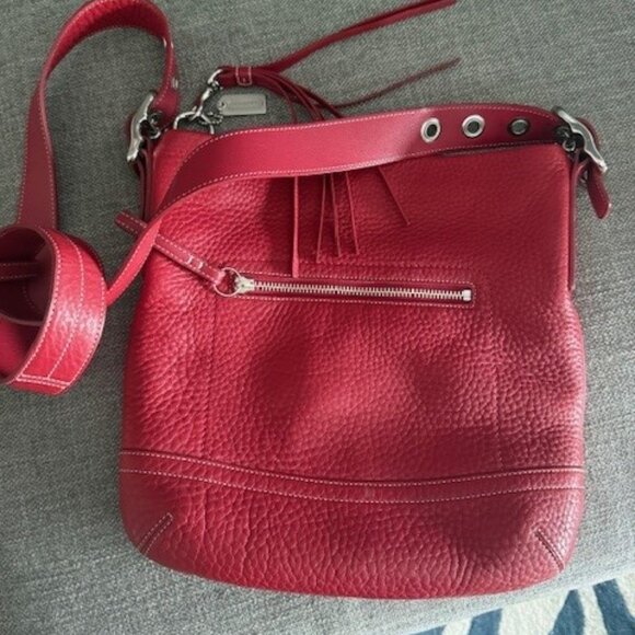 Coach red cross body bag - Picture 2 of 3